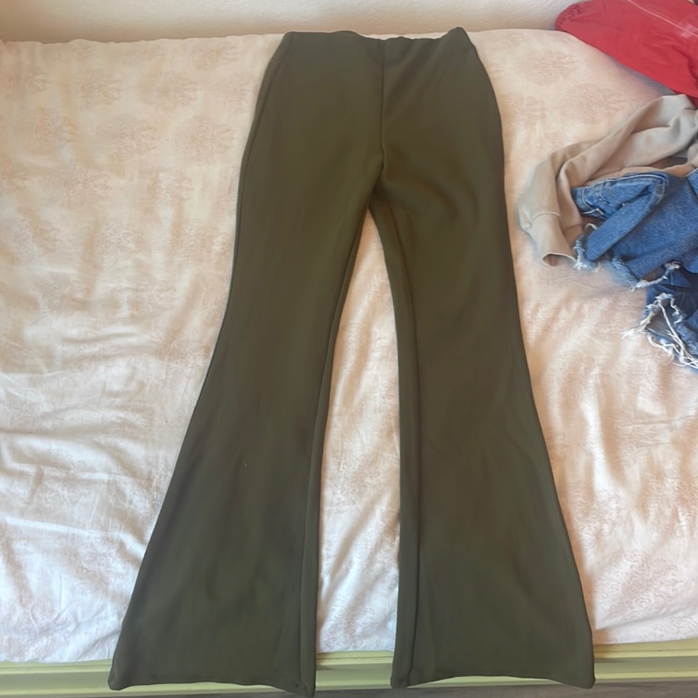Flared leggings